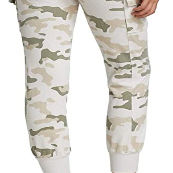 Sundry Camo Pocket Cargo Jogger Sweatpants - Picture 4 of 4